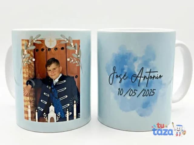 Taza personalizada de comunión con foto del niño vestido de comunión, nombre José Antonio y fecha 10/05/2025