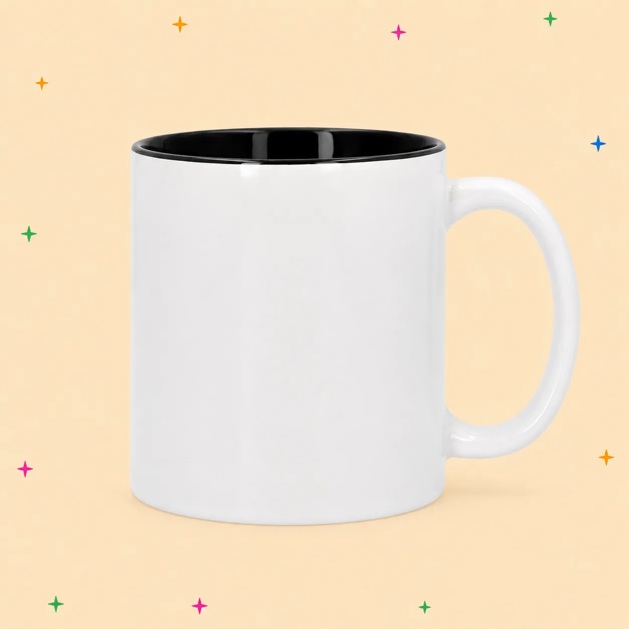 Taza blanca con el interior negro